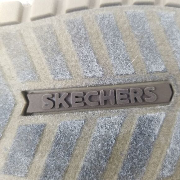 Skechers Tan Embroidered Sandals. - Picture 4 of 14